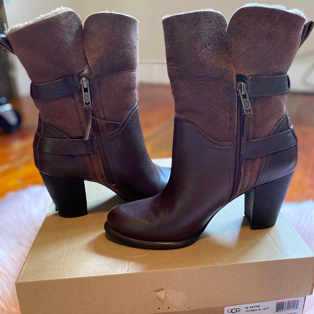UGG Jayne Boot 8.5